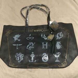 HP 10/21 💜-Harry Potter Hogwarts Tote